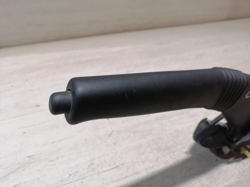 Almera G15 ручник