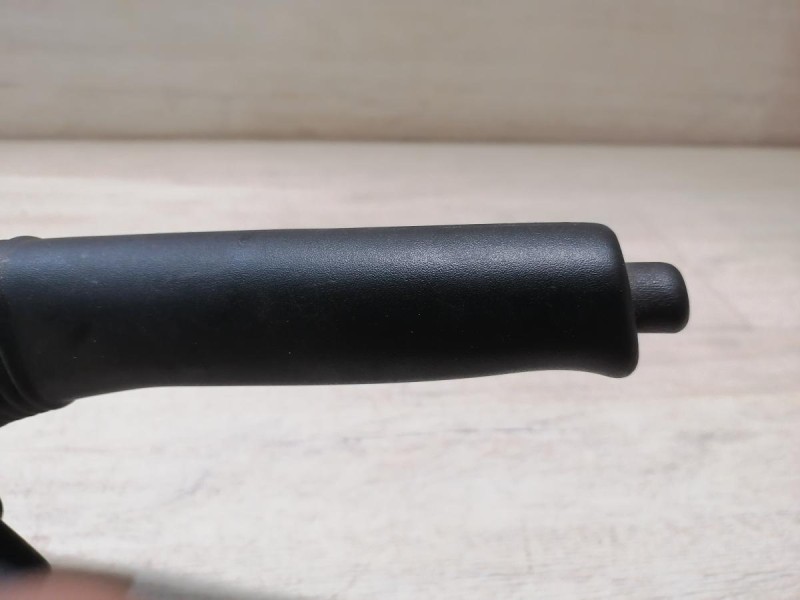 Almera G15 ручник