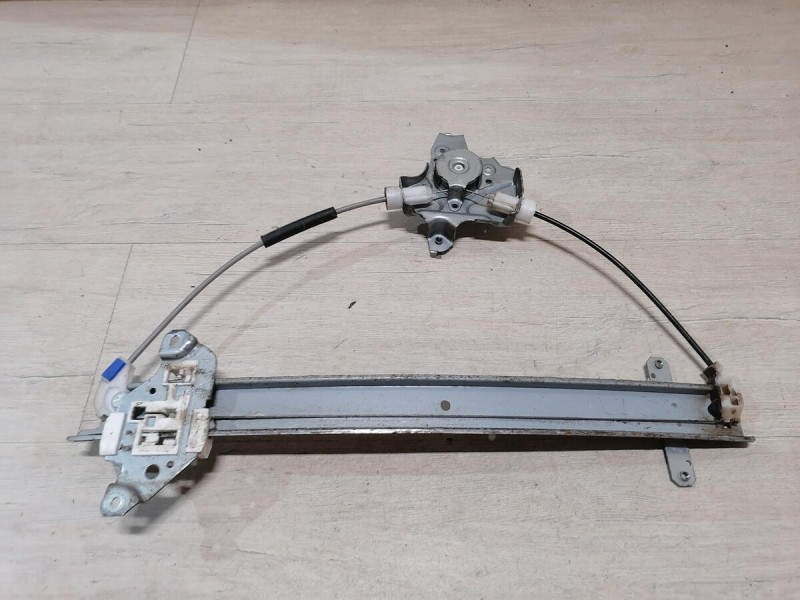 Almera G15 стеклоподъемник передний правый эл