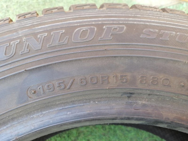 Almera G15 №2 шина 195/60 R15 данлоп липучка