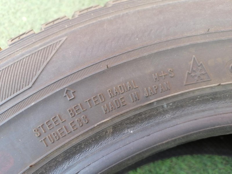 Almera G15 №2 шина 195/60 R15 данлоп липучка