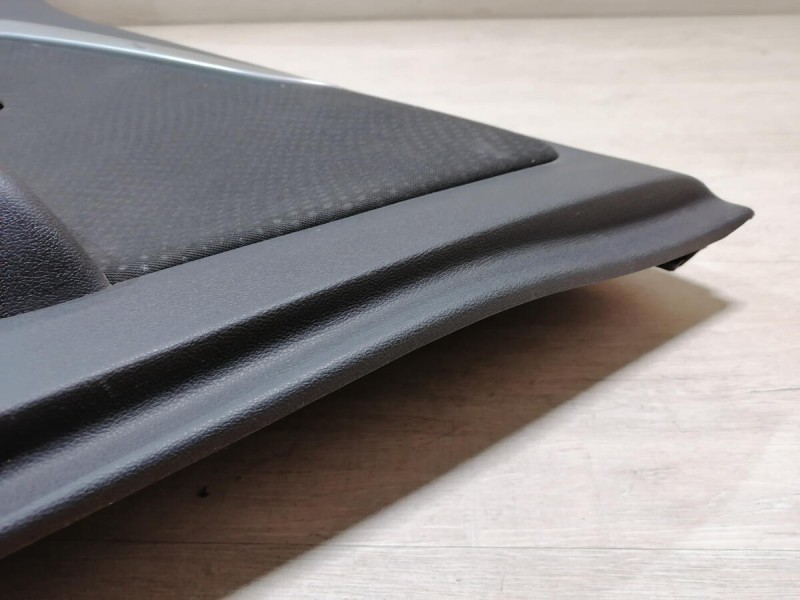 Almera G15 обшивка двери передняя правая эл деф