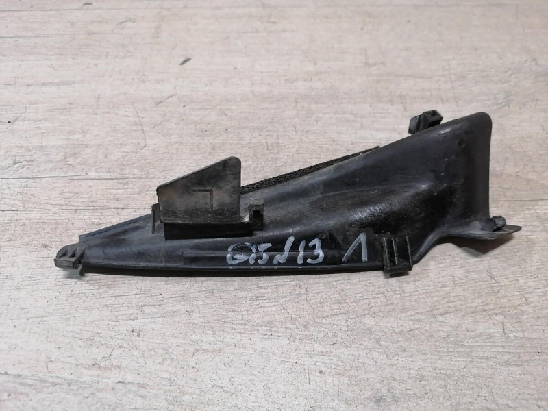 Almera G15 уголок жабо левый