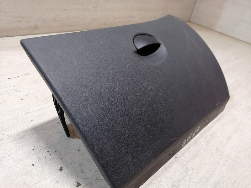 Almera G15 №4 бардачок деф