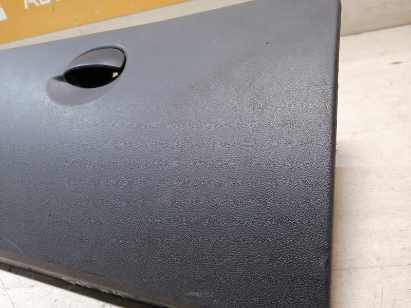 Almera G15 №4 бардачок деф