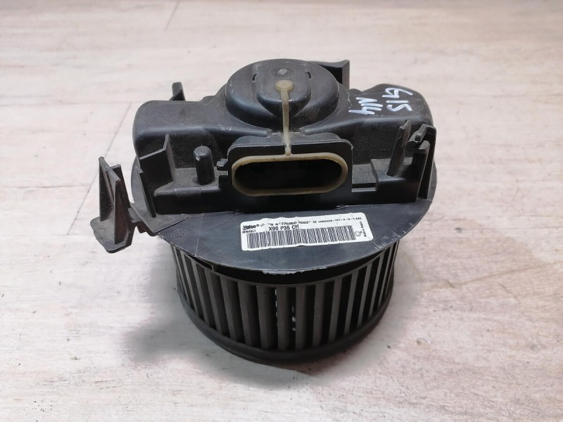 Almera G15 №4 моторчик печки