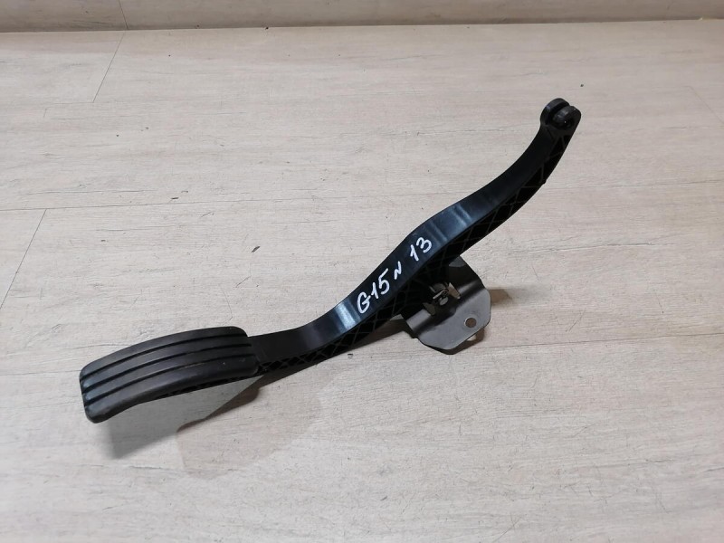 Almera G15 педаль газа мех