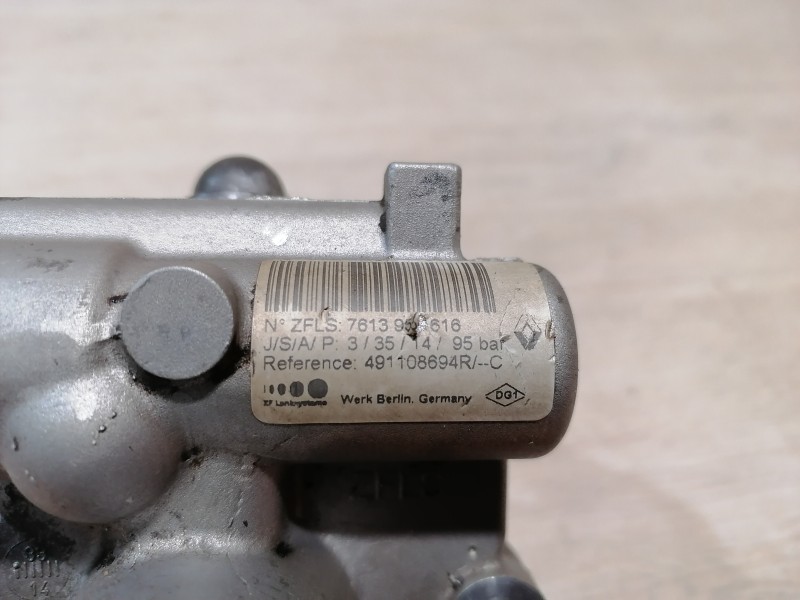 Almera G15 №5 насос гур
