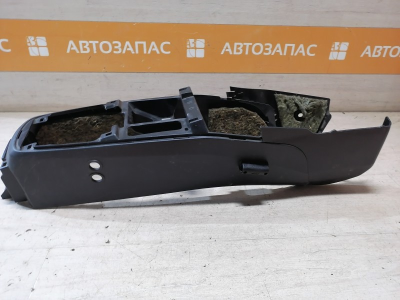 Lancer консоль центральная