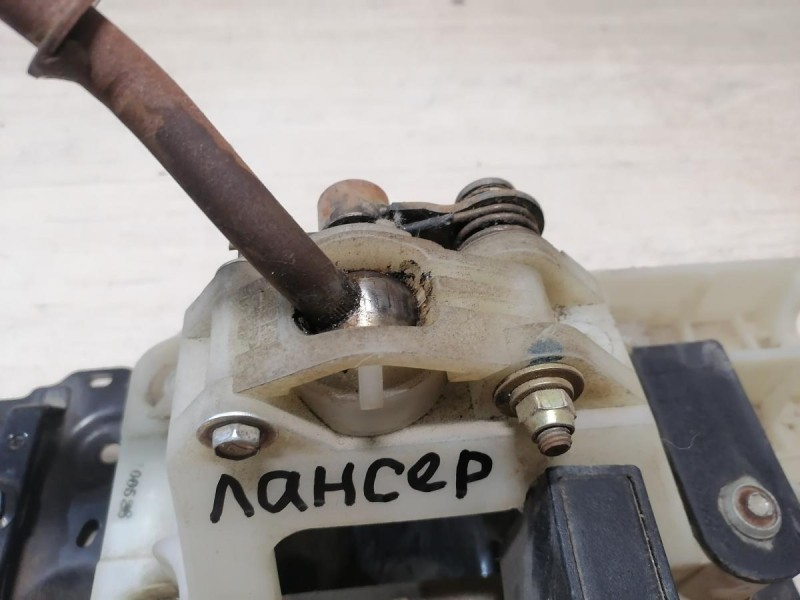 Lancer кулиса МКПП