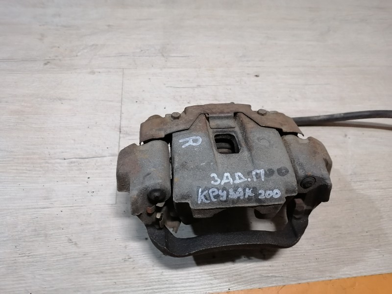 Land Cruiser 200 суппорт задний правый