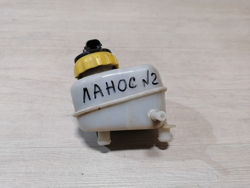 Lanos №2 бачок тормозного цилиндра