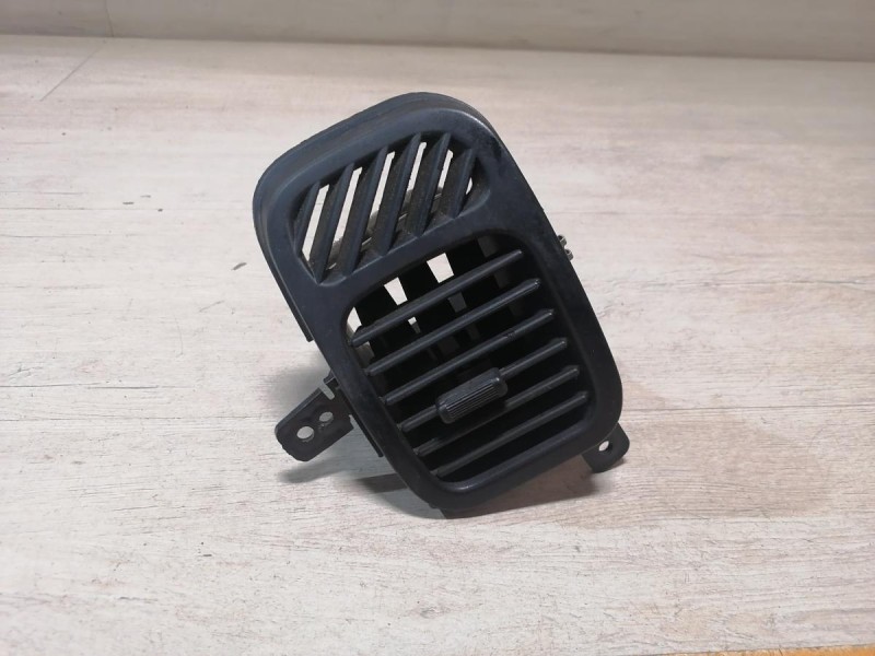 Lanos №2 дефлектор торпедо правый