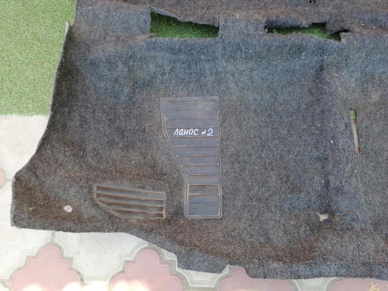 Lanos №2 пол салона деф