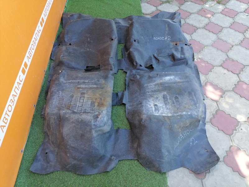 Lanos №2 пол салона деф