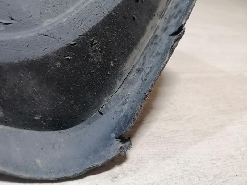 Lanos №3 брызговик задний правый деф