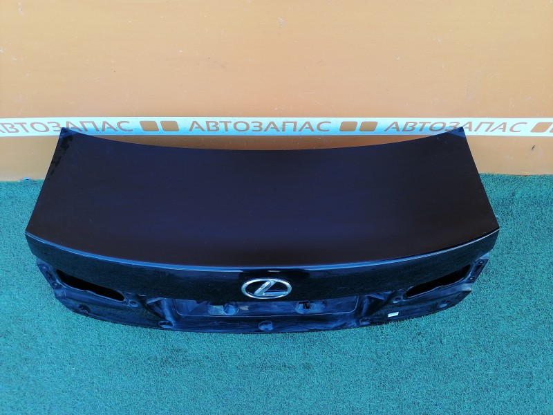 Lexus IS 250 крышка багажника