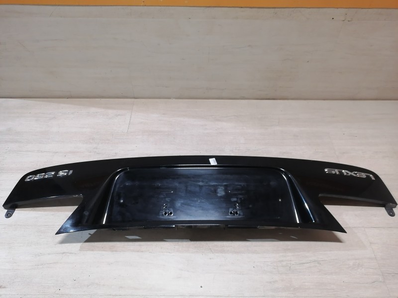 Lexus IS 250 молдинг крышки багажника