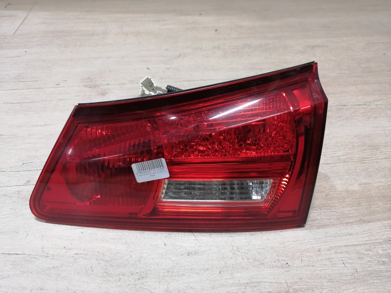 Lexus IS 250 фонарь правый в сборе