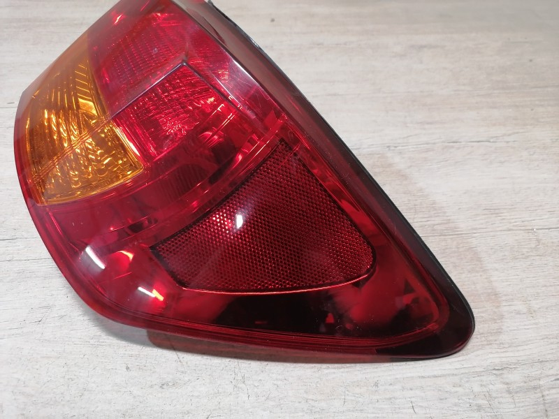 Lexus IS 250 фонарь правый в сборе