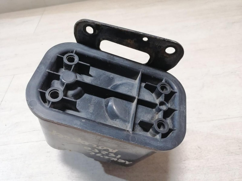 Lexus IS250 абсорбер топливный