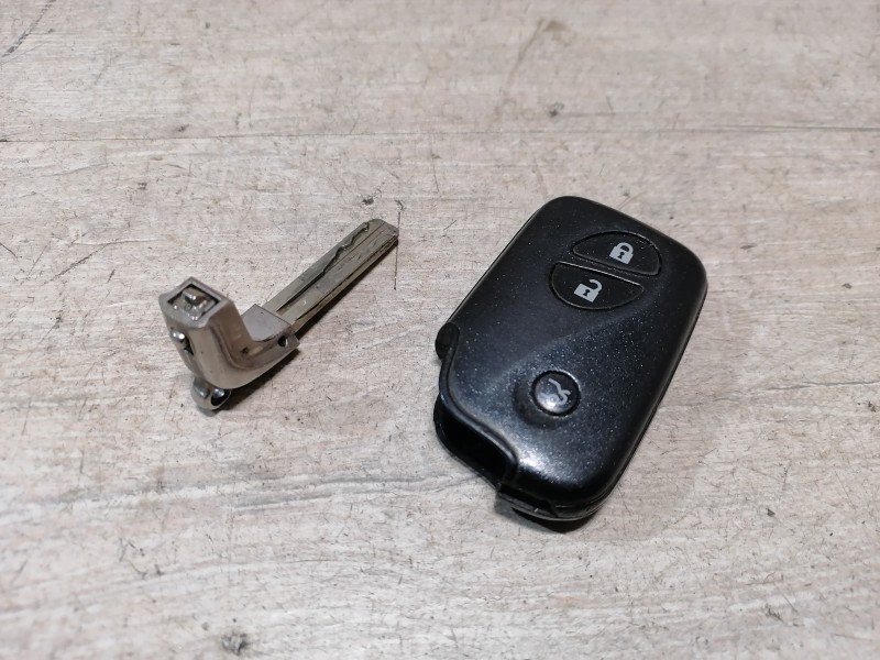 Lexus IS 250 ключ зажигания