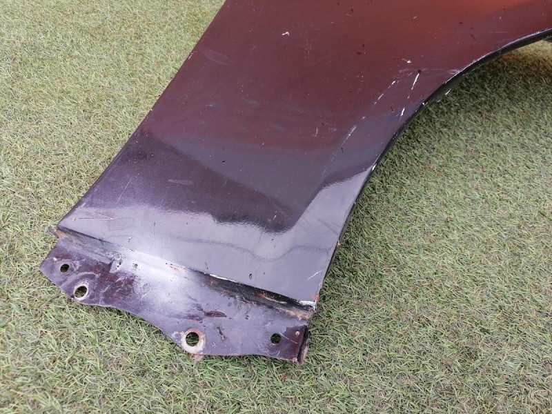 Lexus IS250 крыло переднее правое деф