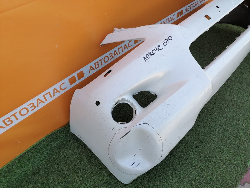 Lexus LX 570 бампер передний деф