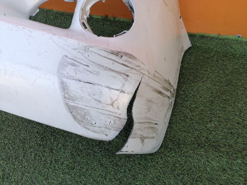 Lexus LX 570 бампер передний деф