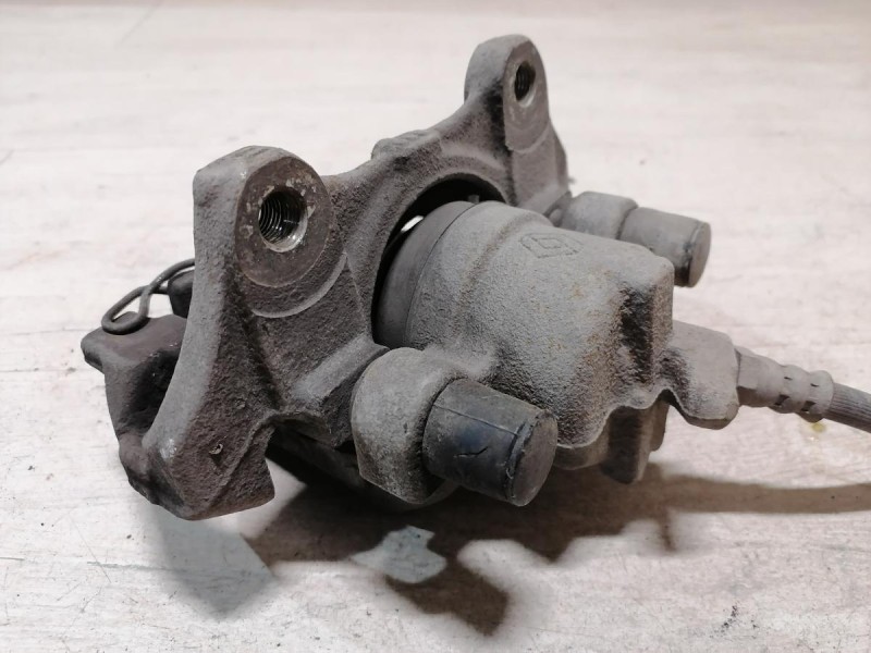 Logan 2 суппорт левый 8 кл