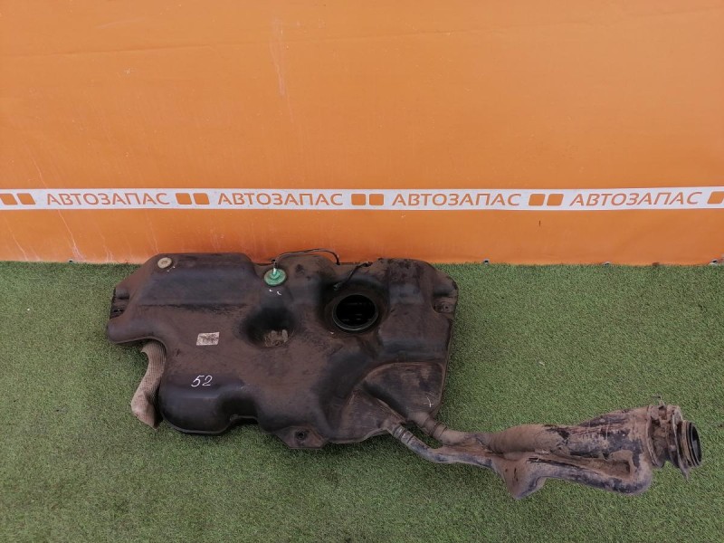 Logan 2 бензобак