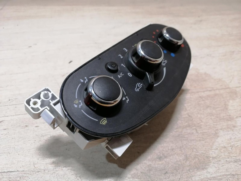 Logan 2 блок управления кондиционером