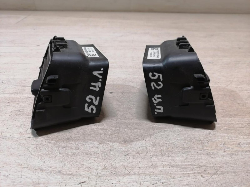 Logan 2 дефлектор торпедо центральный правый