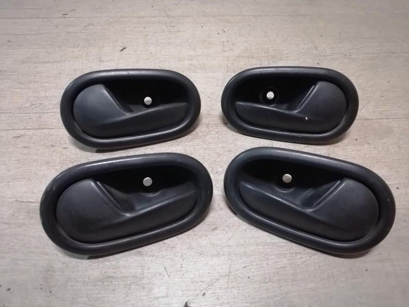 Logan 2 ручка двери внутренняя левая текстура