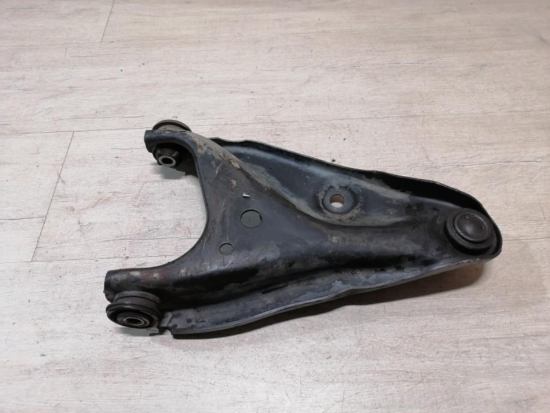 Logan 2 рычаг правый