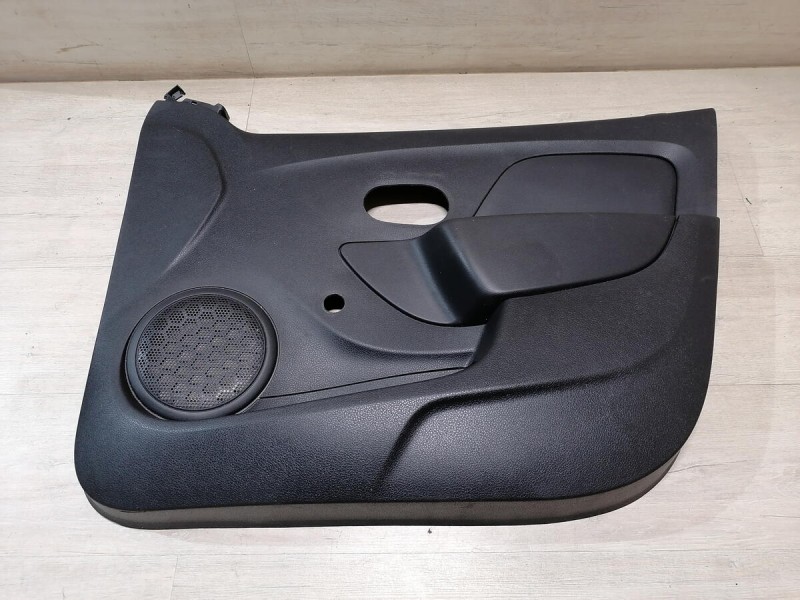 Logan 2 обшивка двери передняя правая мех деф