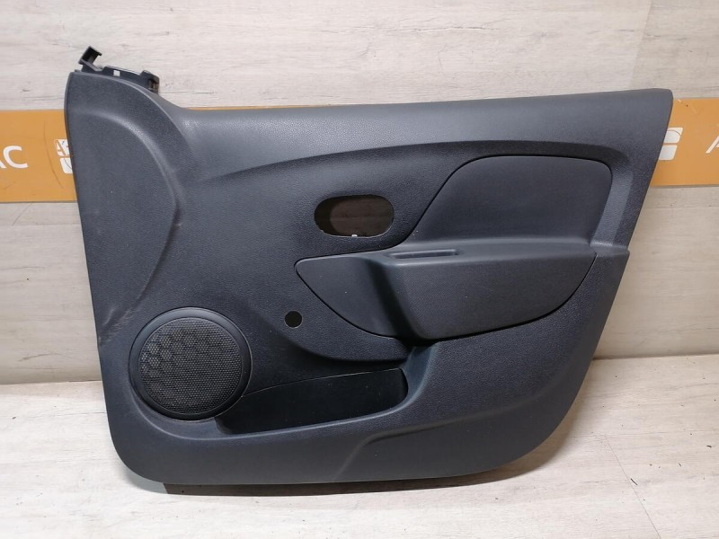 Logan 2 обшивка двери передняя правая мех деф