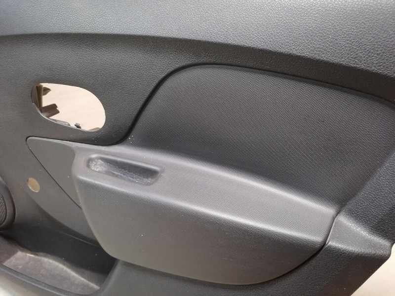 Logan 2 обшивка двери передняя правая мех деф