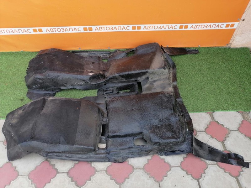 Logan №10 пол салона