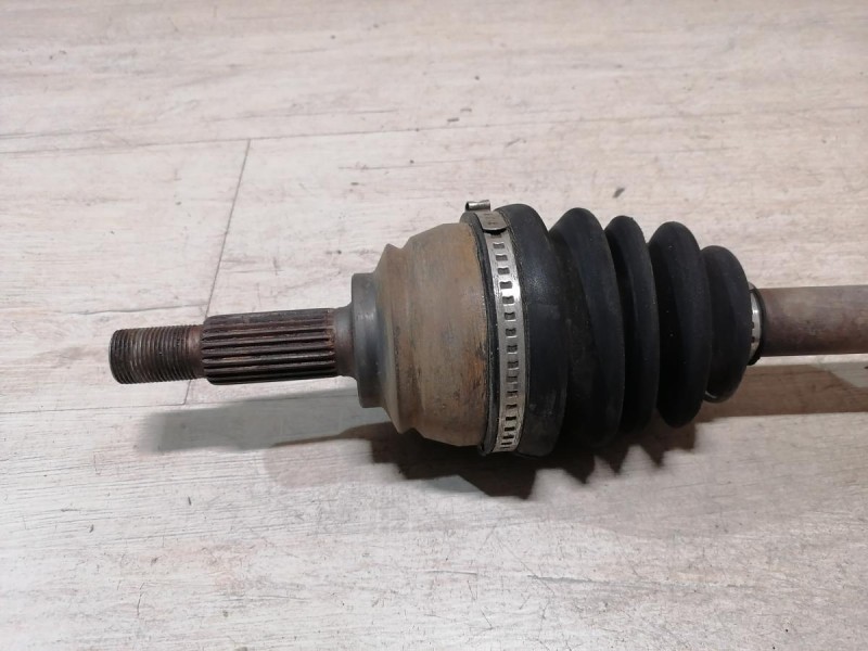 Logan №52 привод левый рест