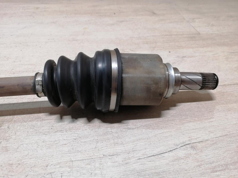 Logan №52 привод левый рест