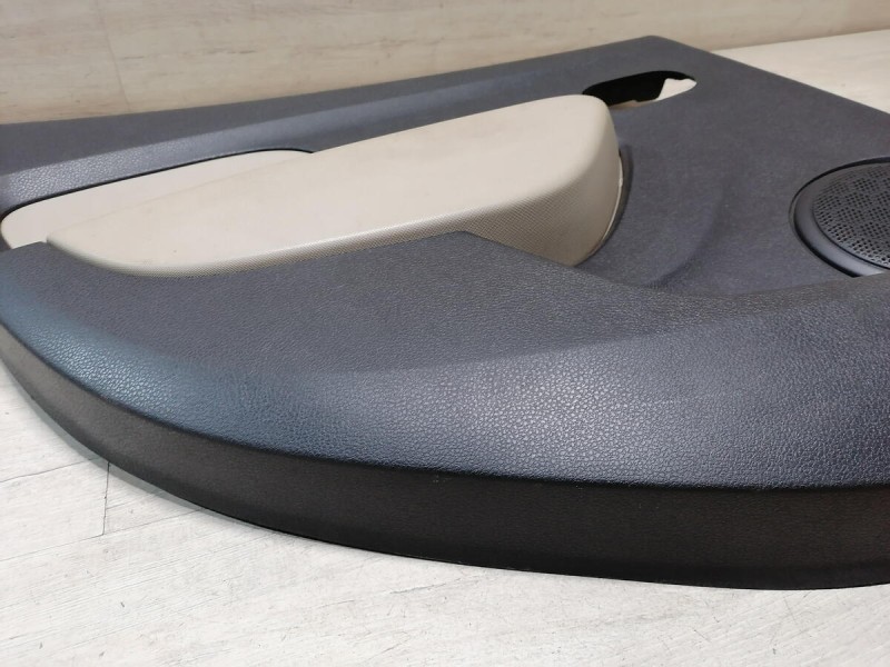 Logan 2 обшивка двери задняя левая эл черная+бежевая