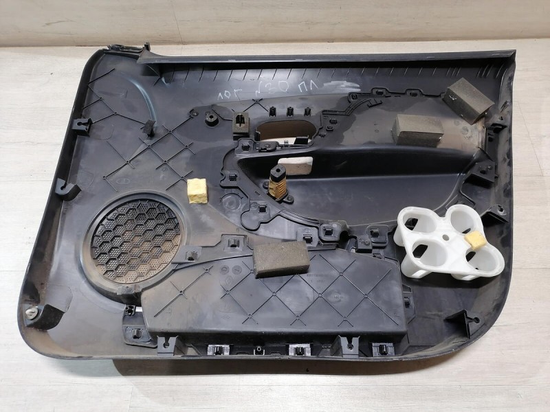 Logan 2 обшивка двери передняя левая эл