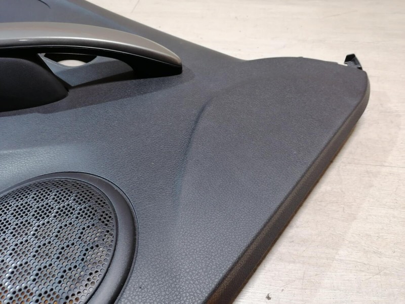 Logan 2 обшивка двери передняя левая эл