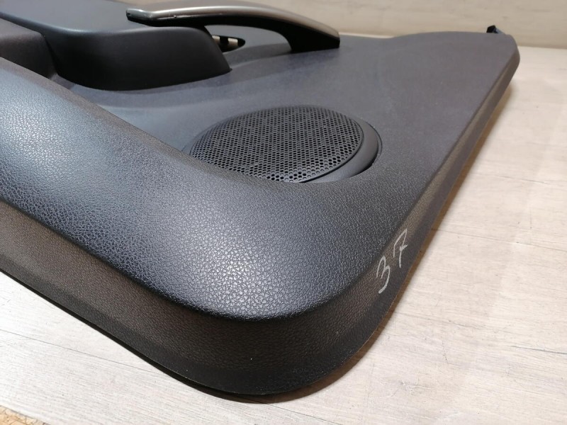 Logan 2 обшивка двери передняя левая эл