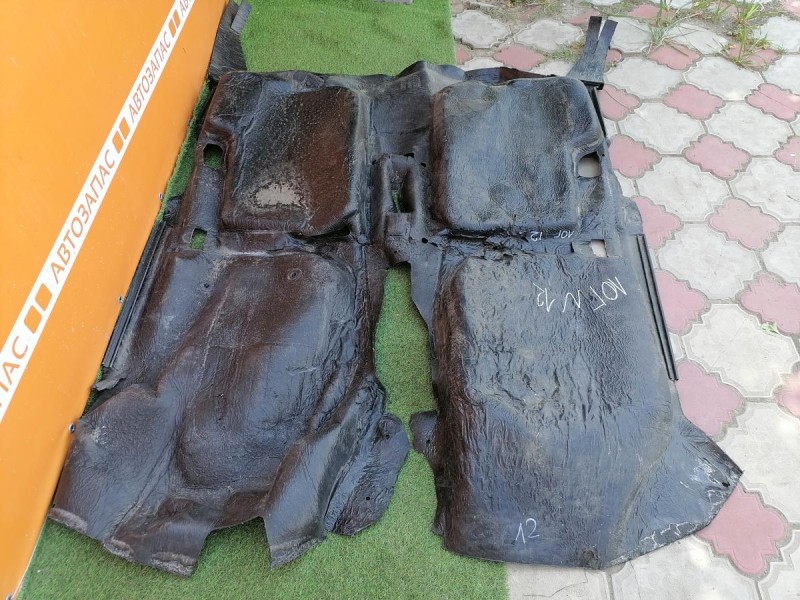 Logan №12 пол салона деф