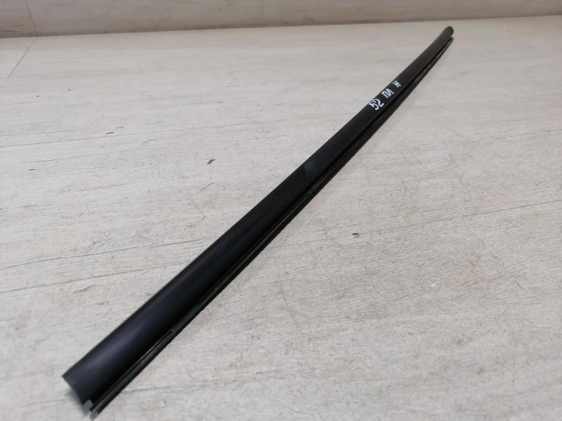 Logan 2 бархотка наружная передняя левая