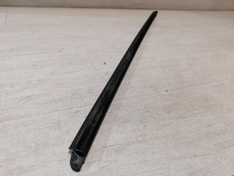 Logan 2 бархотка наружная передняя правая