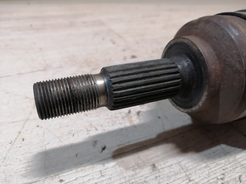 Logan №13 привод правый