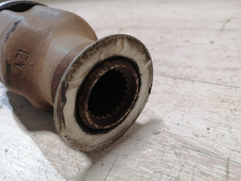 Logan №13 привод правый